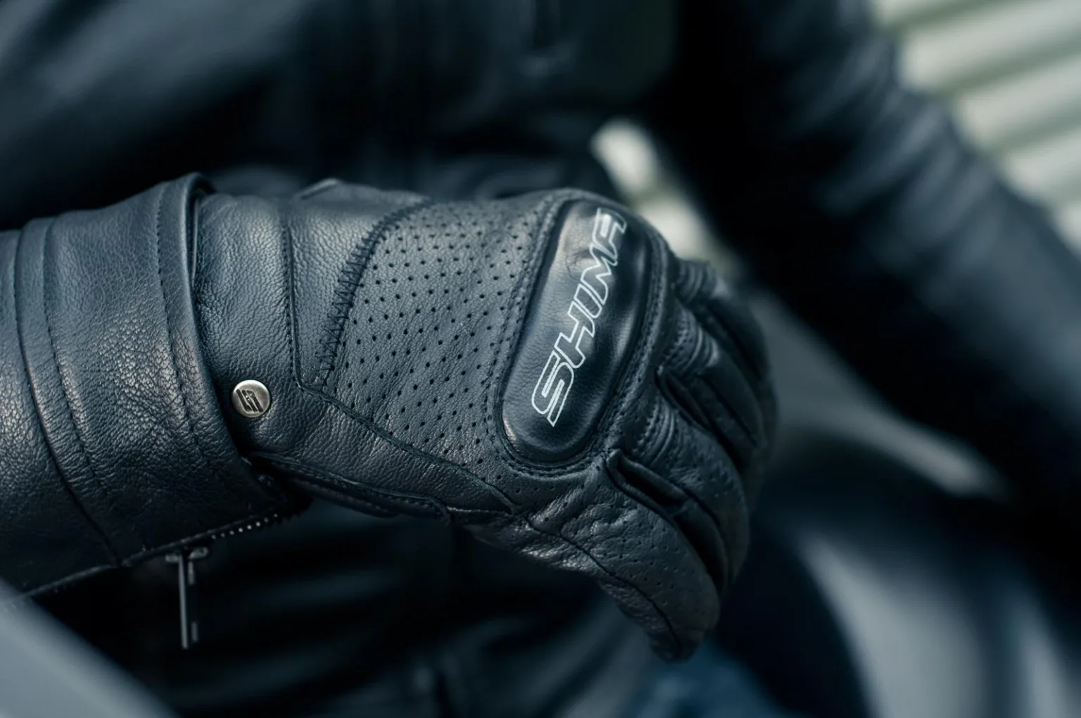CALIBER BLACK S - obrazek 4
