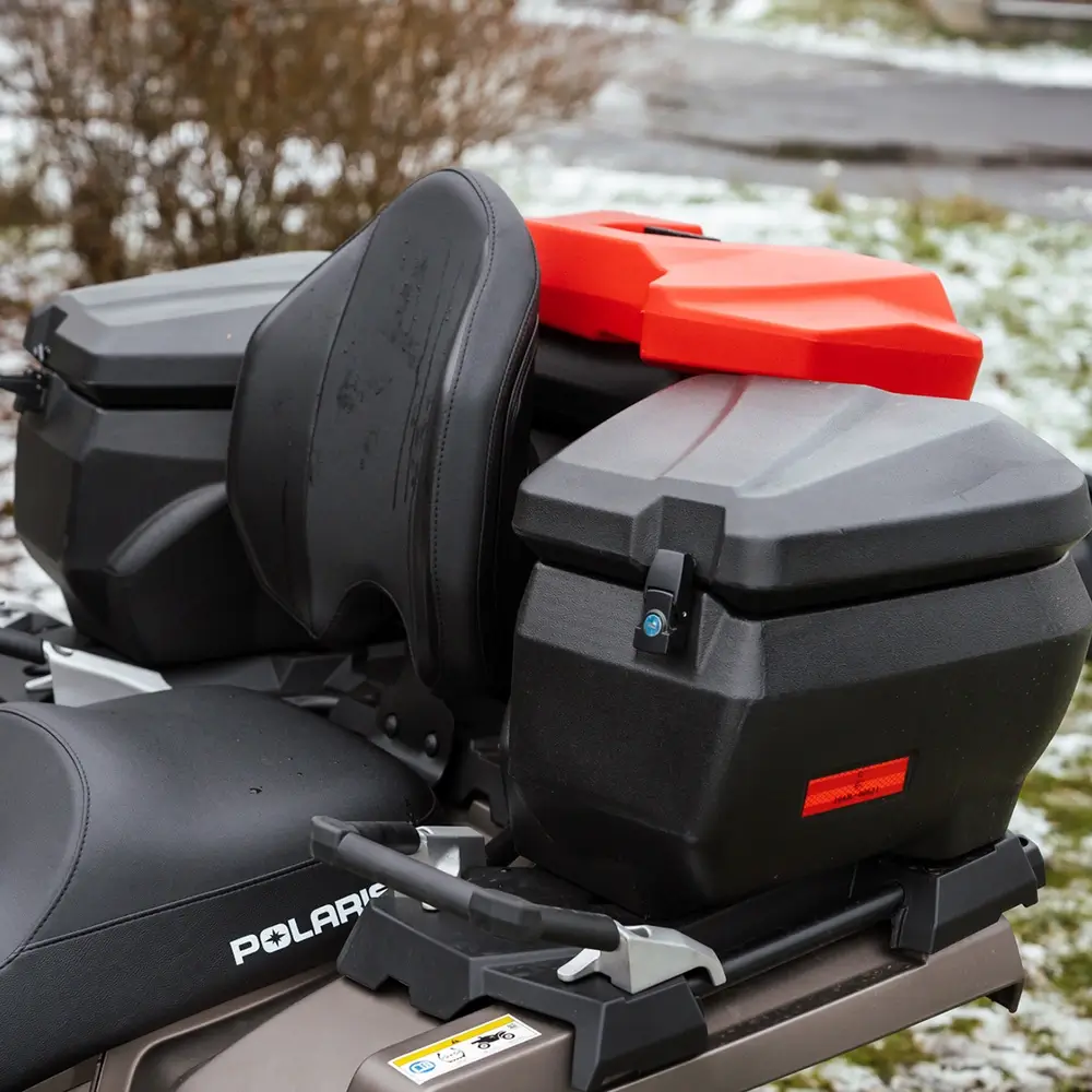 Kufer na quada do Polaris Sportsman Touring 570 AX115 SHARK 115L - obrazek 9