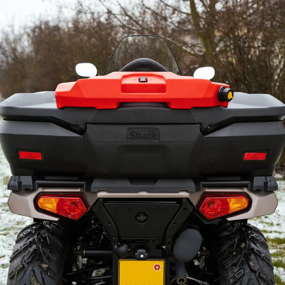Kufer na quada do Polaris Sportsman Touring 570 AX115 SHARK 115L - obrazek 10