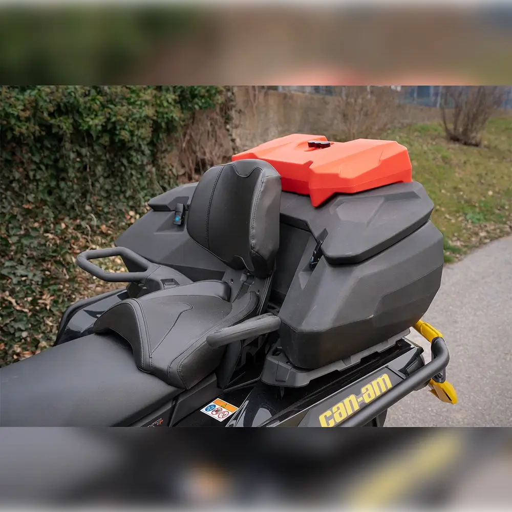 SHARK AX130 Kufer na quada do CAN-AM Outlander 570 / 650 / 1000 130L - obrazek 3